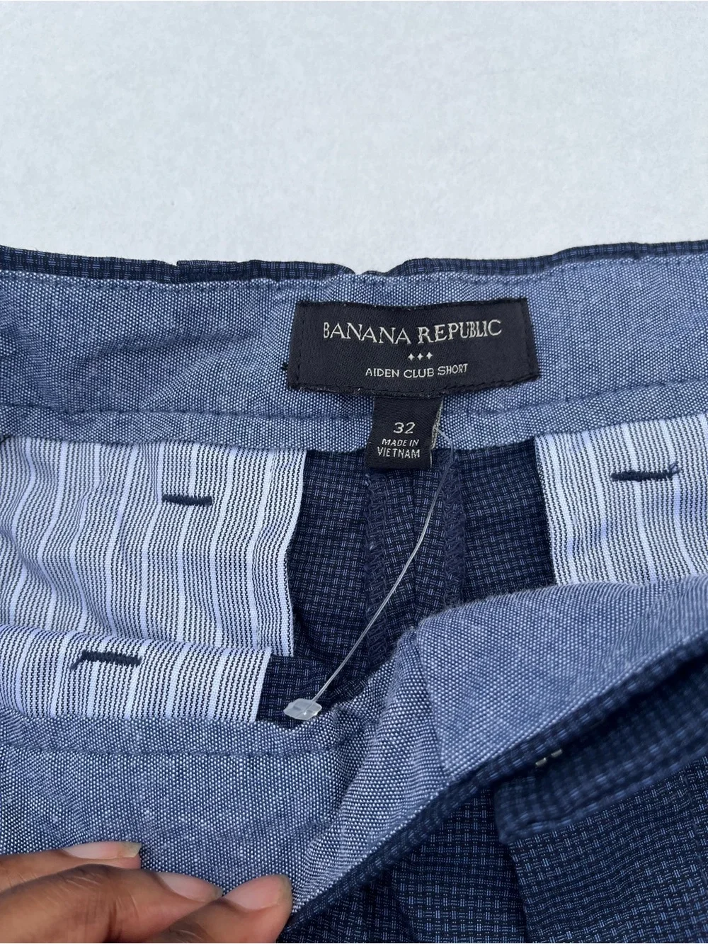 Lot of 2 Banana Republic Shorts Size 32 Slim Flat Front Chino Navy Teal Plaid